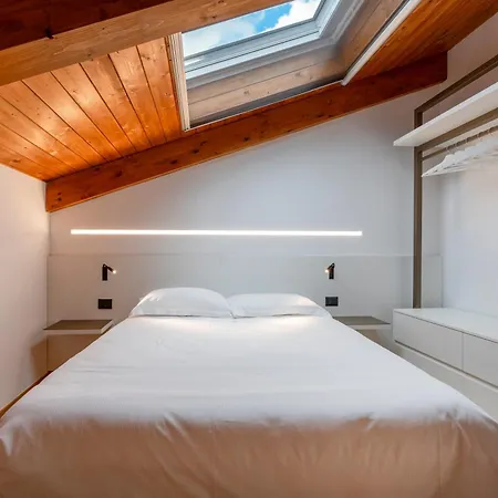 Porta San Biagio - & 3*